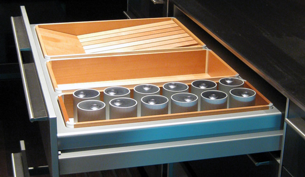 Wir montieren Ihre Küche - europaweit und in höchster Qualität.